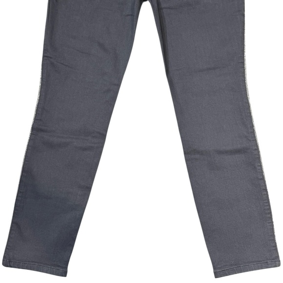 Tommy Bahama Boracay Tux High-Rise Ankle Jeans - Picture 14 of 17